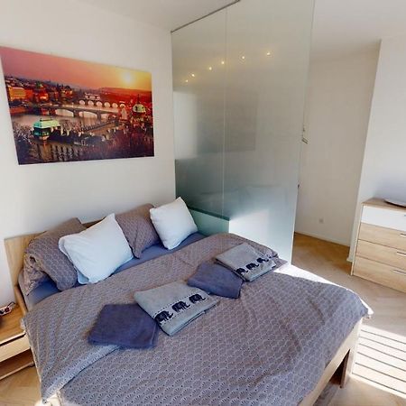 Appartement Onsite Free Garage Parking, 10Min Centre By Bus à Prague Extérieur photo