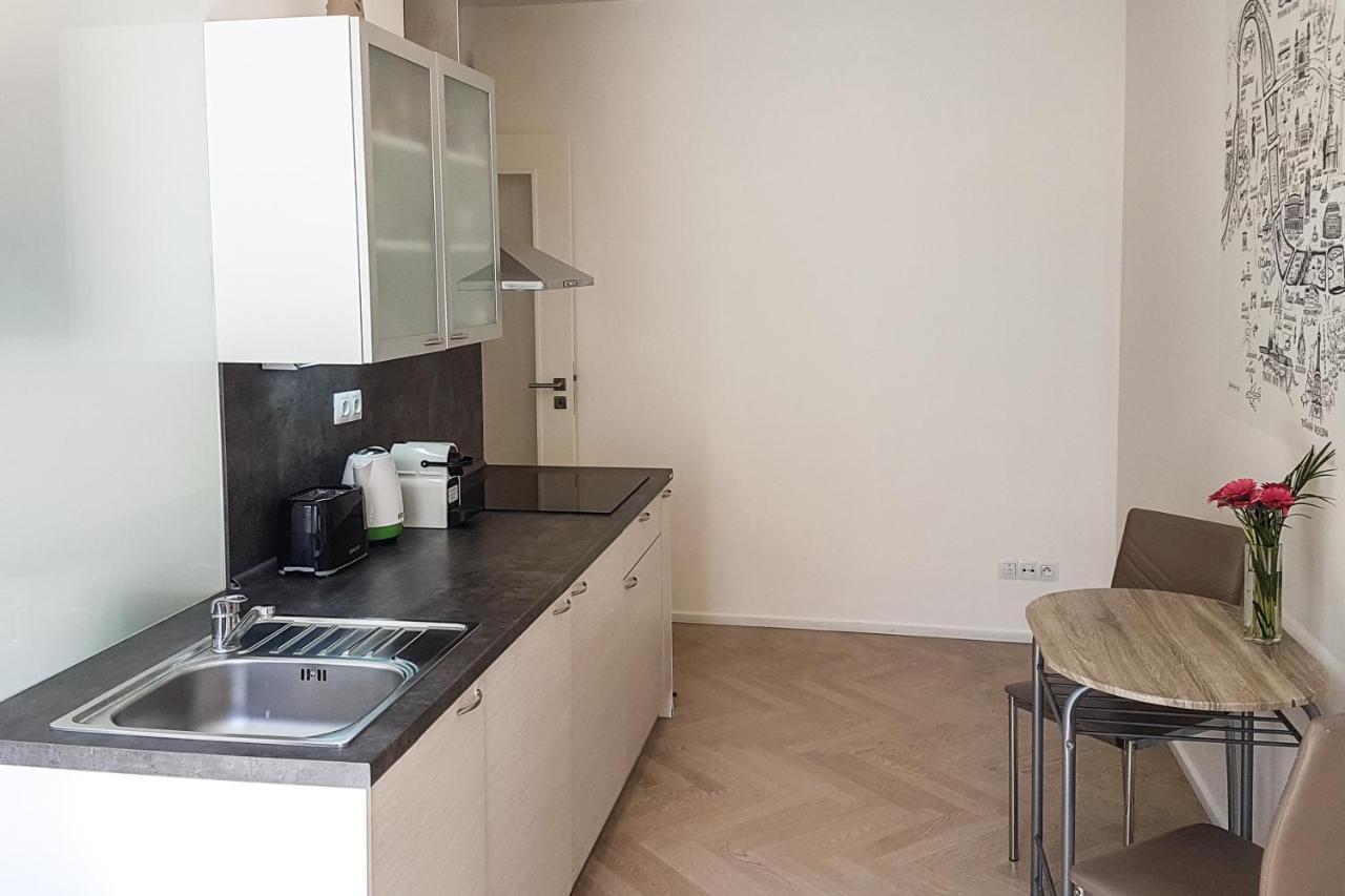 Appartement Onsite Free Garage Parking, 10Min Centre By Bus à Prague Extérieur photo