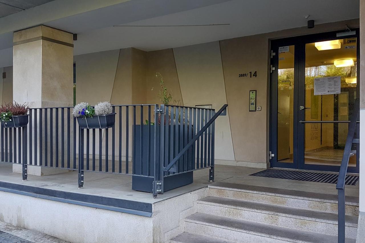 Appartement Onsite Free Garage Parking, 10Min Centre By Bus à Prague Extérieur photo