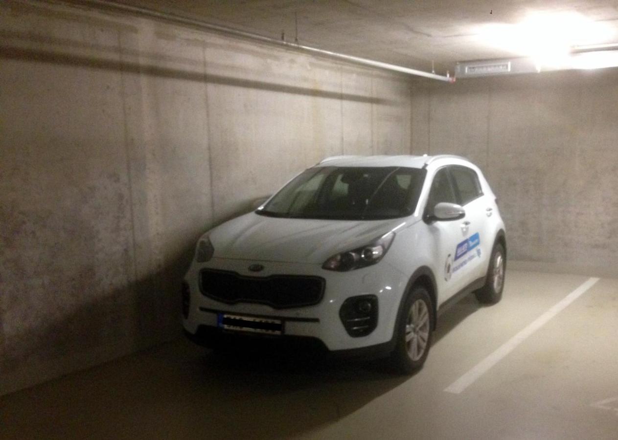 Appartement Onsite Free Garage Parking, 10Min Centre By Bus à Prague Extérieur photo